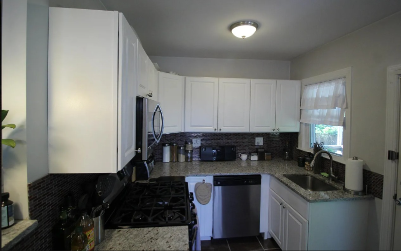 4214 Vine Street - Photo 4 of 5