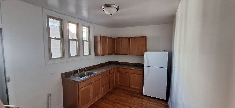 3306 West Hollywood Avenue #1 - Photo 2 of 5