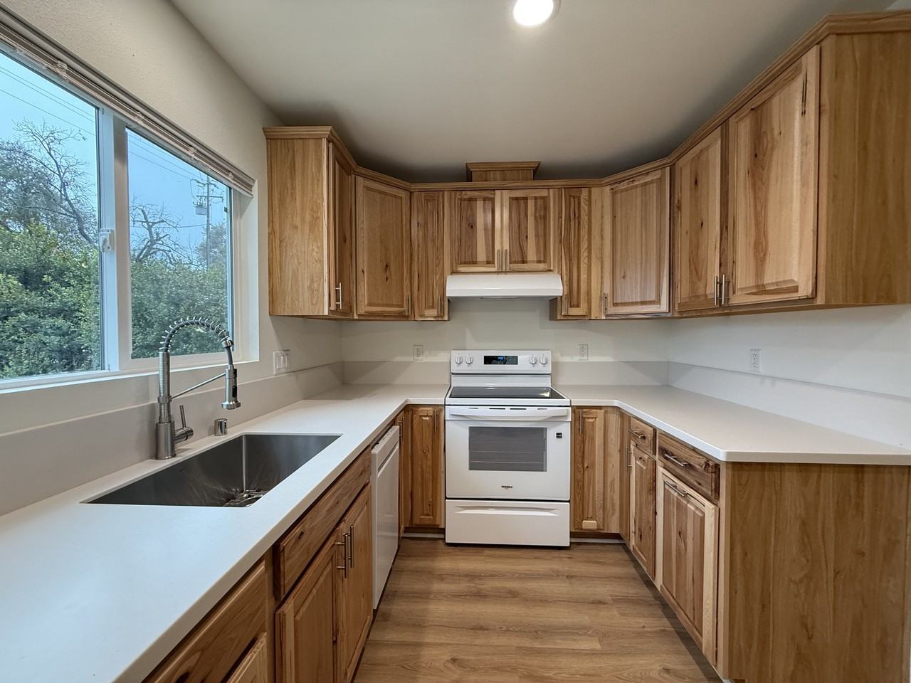 535 West 1st Avenue #1 - Photo 5 of 11