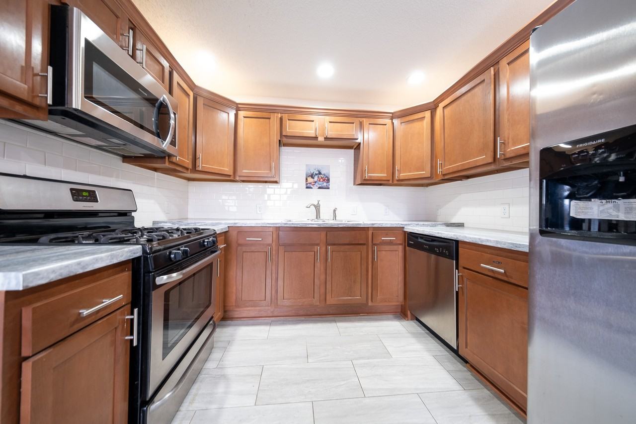 7352 72nd Lane North #1 - Photo 6 of 24