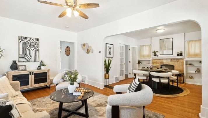 536 Hollywood Avenue - Photo 5 of 13