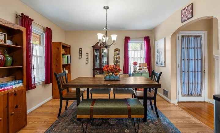 3935 Dexter Drive - Photo 6 of 16