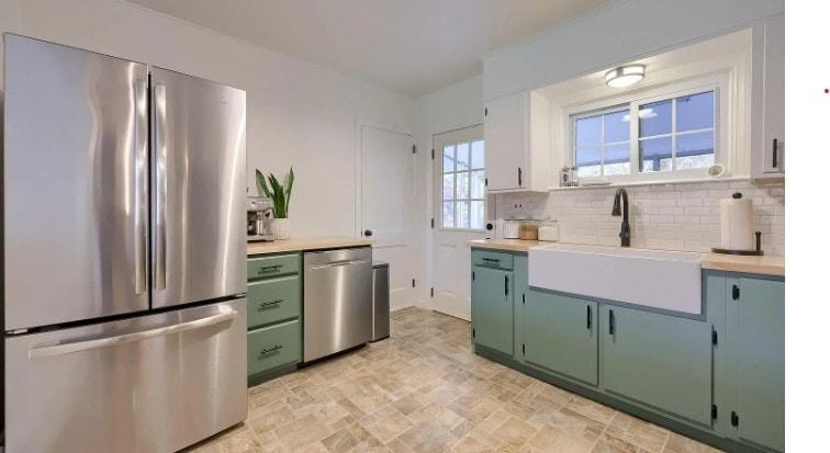 1514 Hollywood Drive - Photo 4 of 12