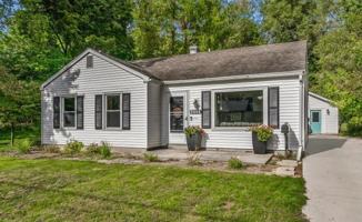 featured image of 2444 Hillsdale Avenue