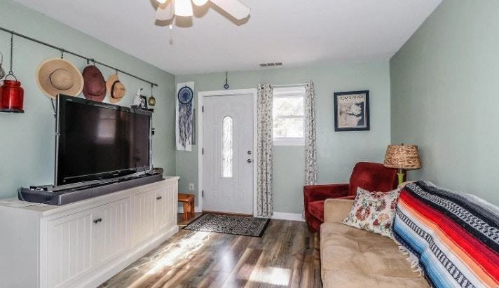 611 Anthony Avenue - Photo 3 of 14