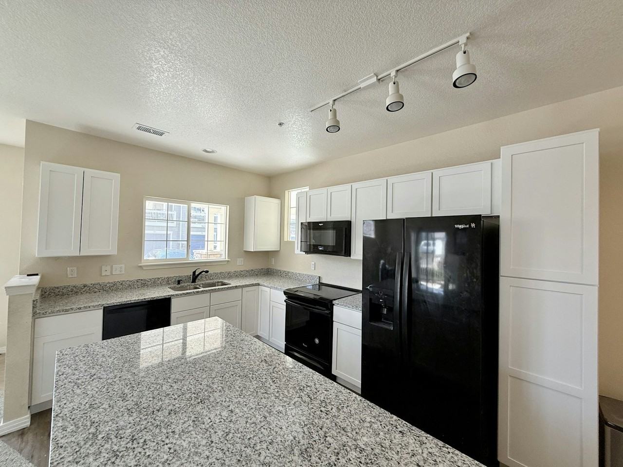 9434 Ashbury Circle, Unit 103 - Photo 6 of 19