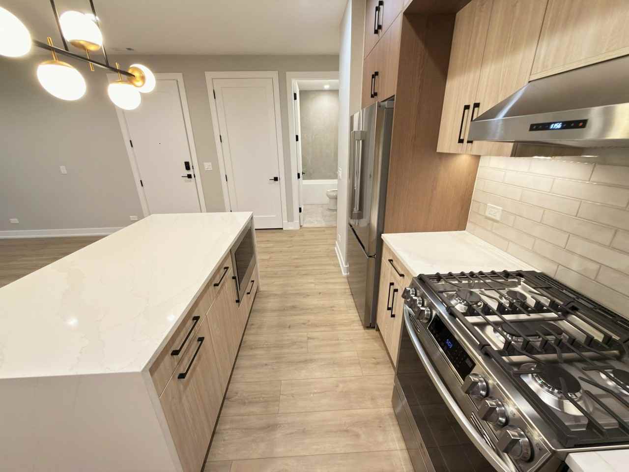 2355 West Flournoy Street, Unit 201 - Photo 5 of 22