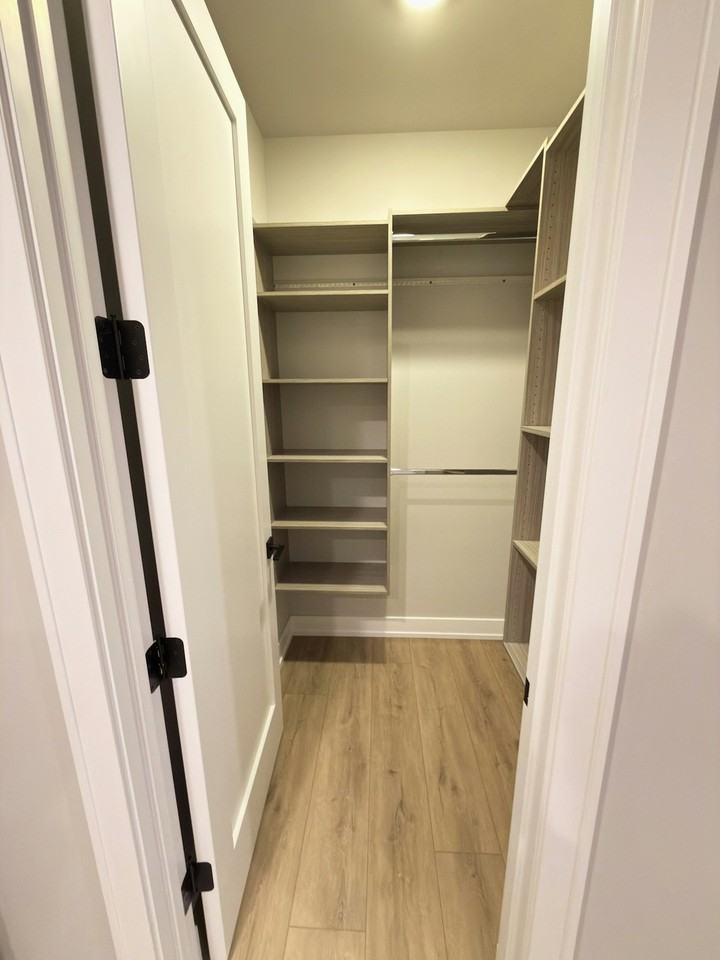 2355 West Flournoy Street, Unit 201 - Photo 7 of 22