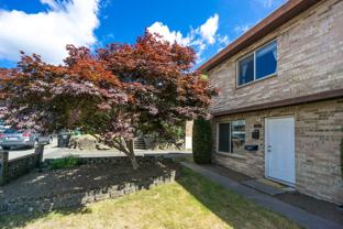 9208 9210 9212 Ashworth Ave N Seattle WA 98103 ACL - Photo 1 of 1