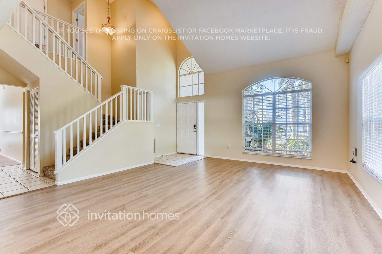 11702 Branch Mooring Drive - Photo 2 of 12