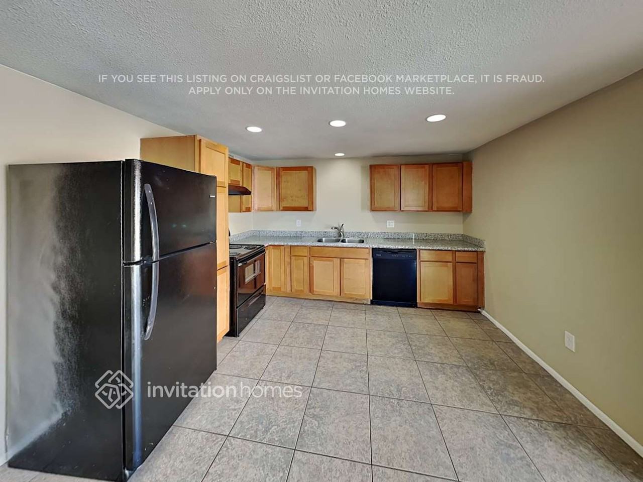 7208 West Glenrosa Avenue - Photo 5 of 15