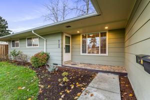 featured image of 9144 Se Rainbow Cir