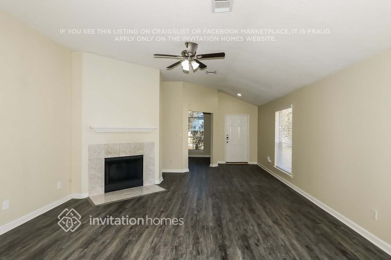 10714 Estelle Circle - Photo 4 of 17