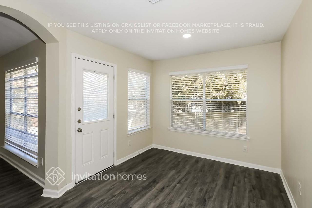 10714 Estelle Circle - Photo 7 of 17