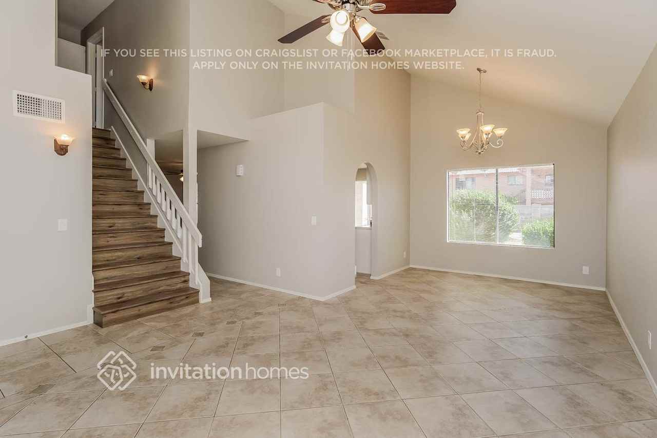 1207 West Riviera Drive - Photo 5 of 15