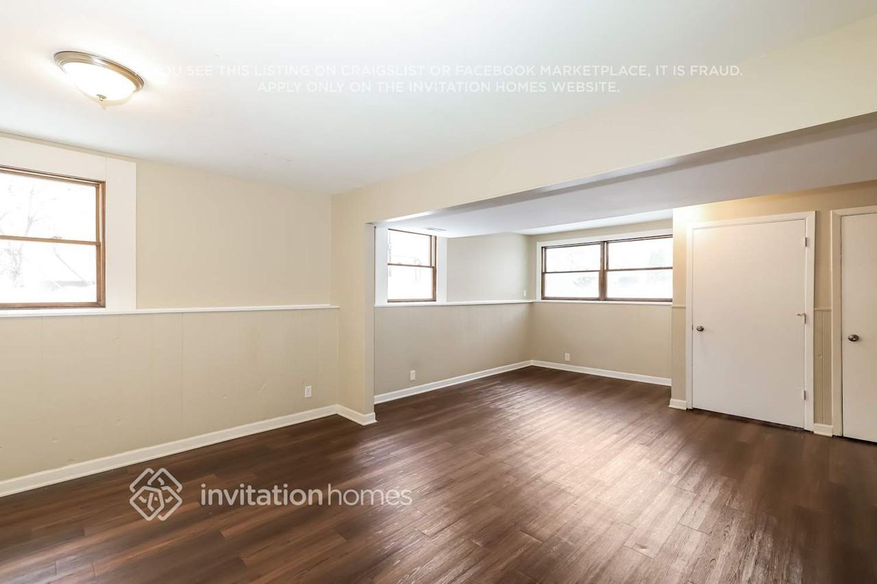 42 Holly Dr - Photo 7 of 18