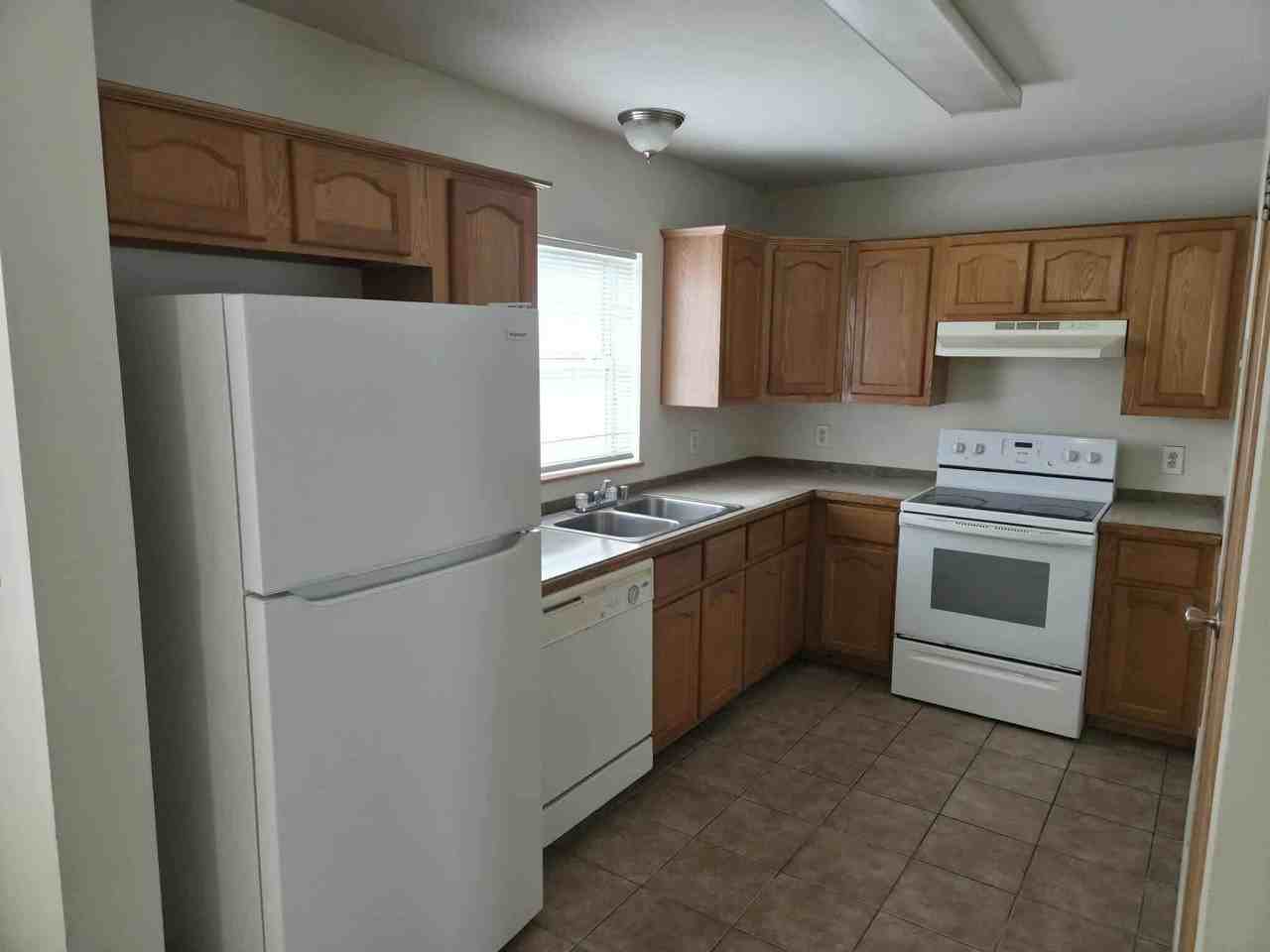 3703 Oakwood Road - Photo 3 of 13