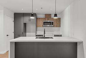 featured image of 230 Boulevard Harwood