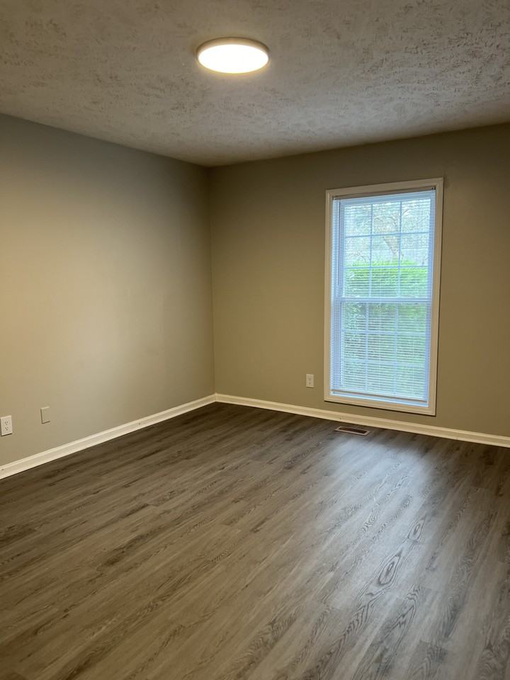 Riverbirch Apartments - Photo 7 of 33