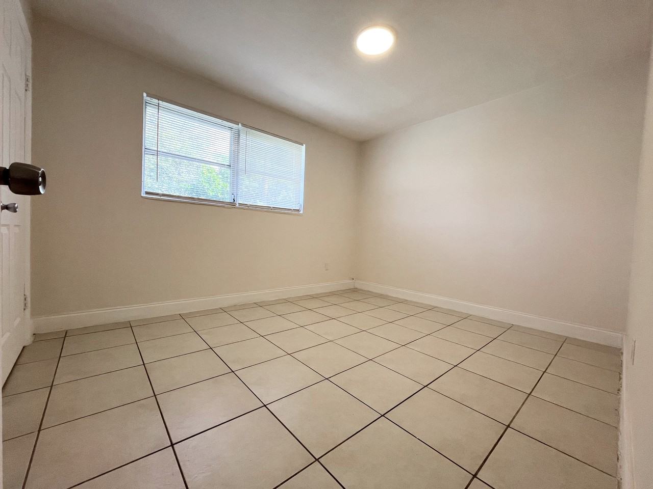 1610 North 25th Street - Photo 5 of 21