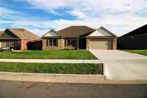 featured image of 851 Petit Jean St