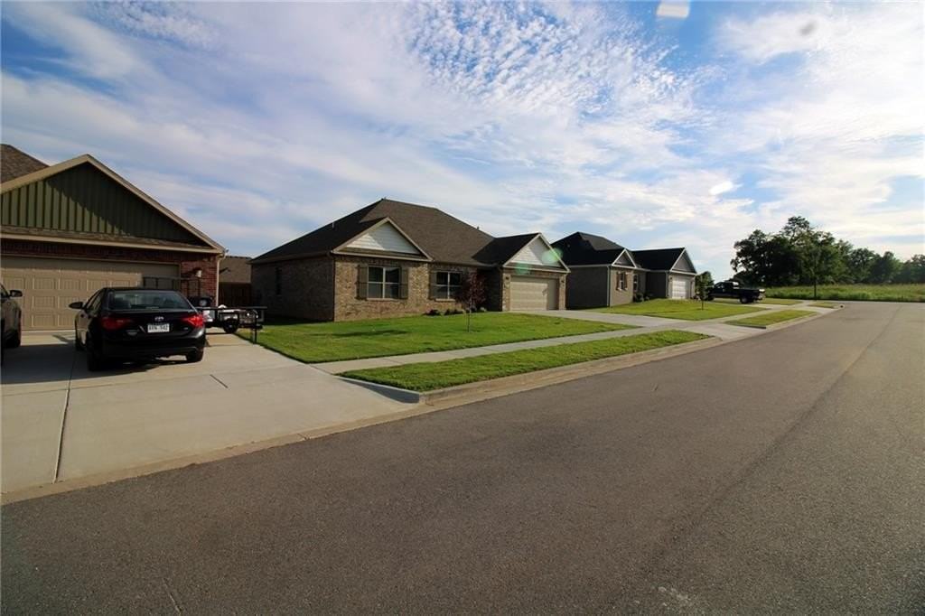 851 Petit Jean Street - Photo 2 of 27