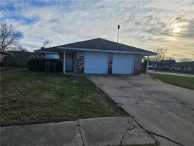 2324 West Roselawn Street - Photo 1 of 1