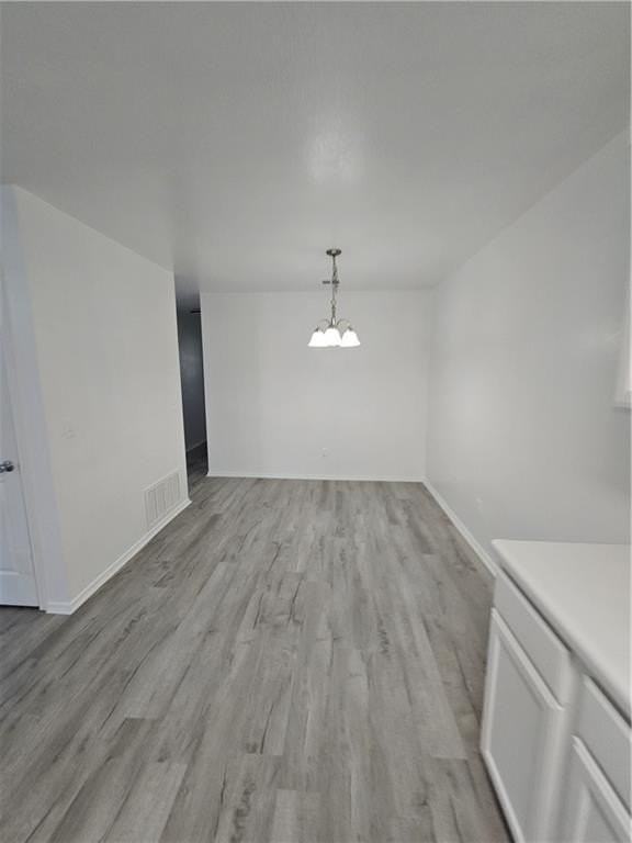 2324 West Roselawn Street - Photo 6 of 17