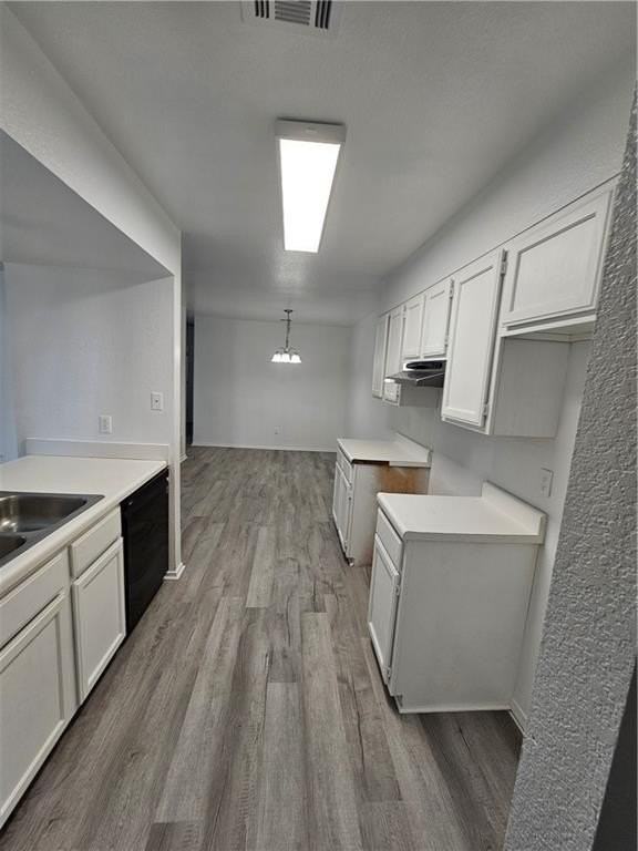 2324 West Roselawn Street - Photo 7 of 17