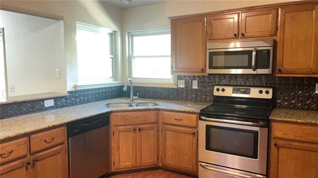 10 Evans Ln - Photo 6 of 14