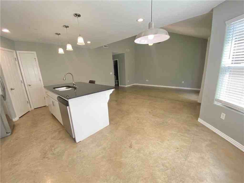 133 South Pinyon Point - Photo 4 of 30