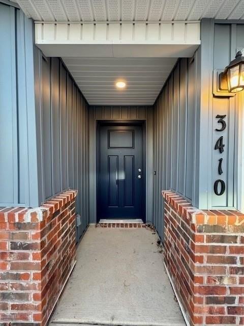 3410 Sw Adoration St - Photo 3 of 20