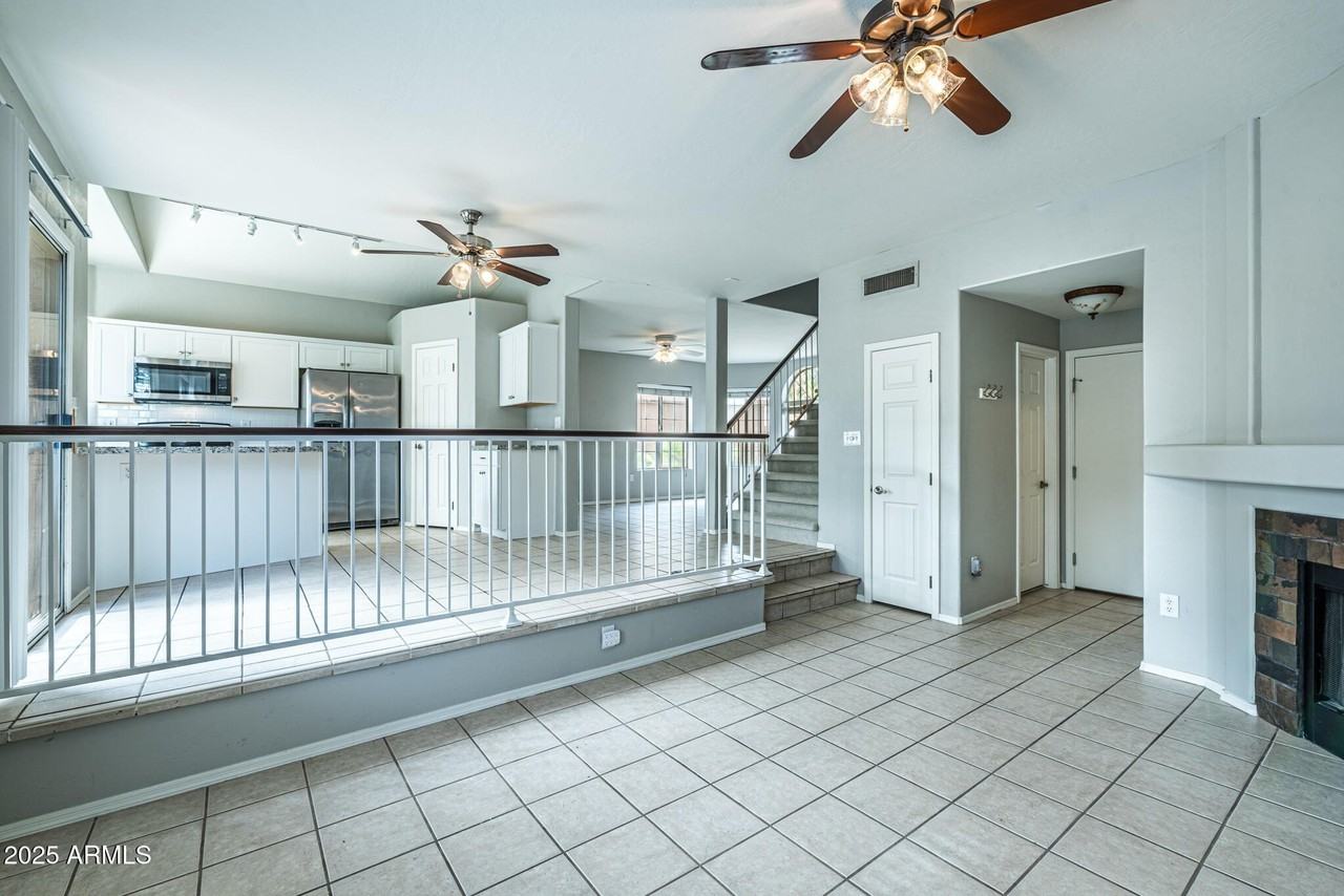 4641 Towne Lane - Photo 4 of 26