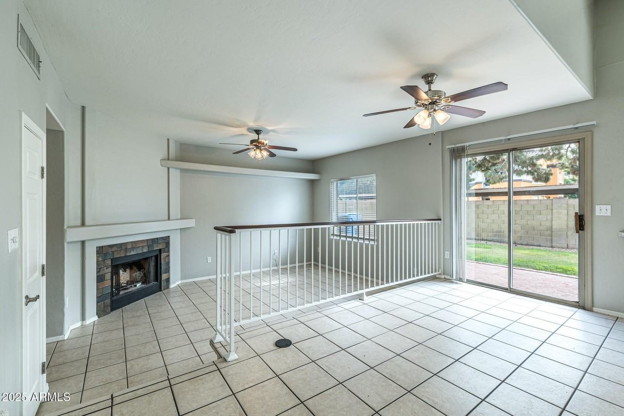 4641 Towne Lane - Photo 5 of 26