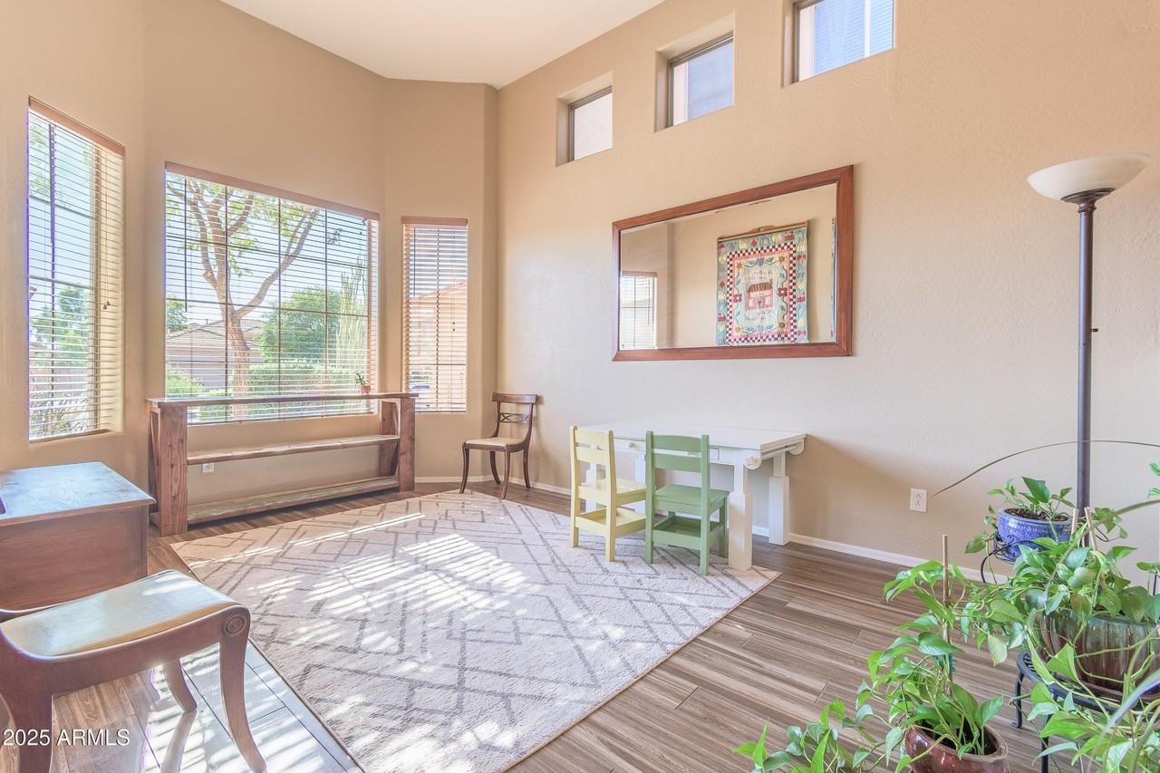 3206 Espartero Way - Photo 3 of 26