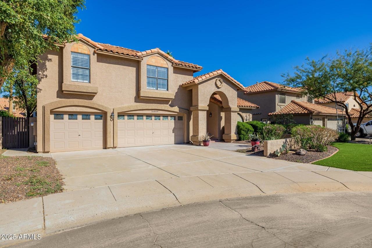 16809 South 33rd Way - Photo 3 of 50