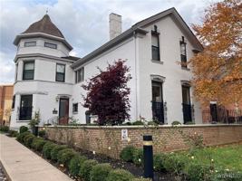 featured image of 61 Johnson Park #7