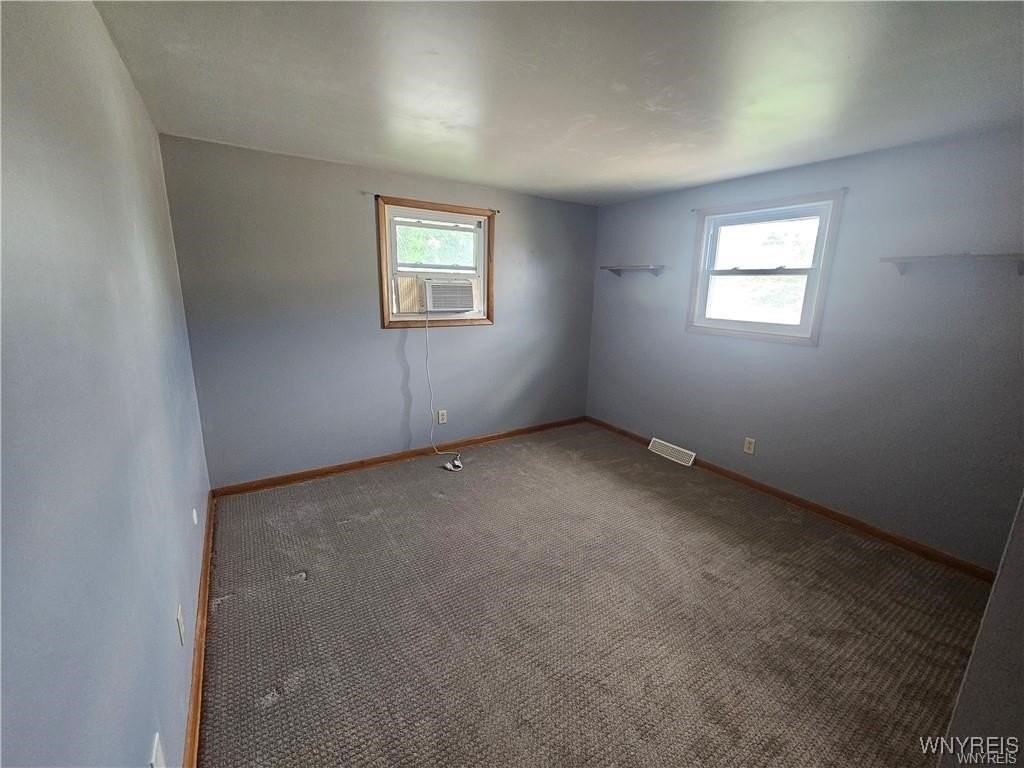 70 Theresa Drive - Photo 6 of 9