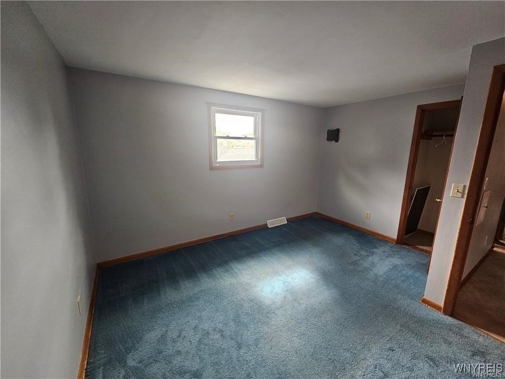 70 Theresa Drive - Photo 7 of 9