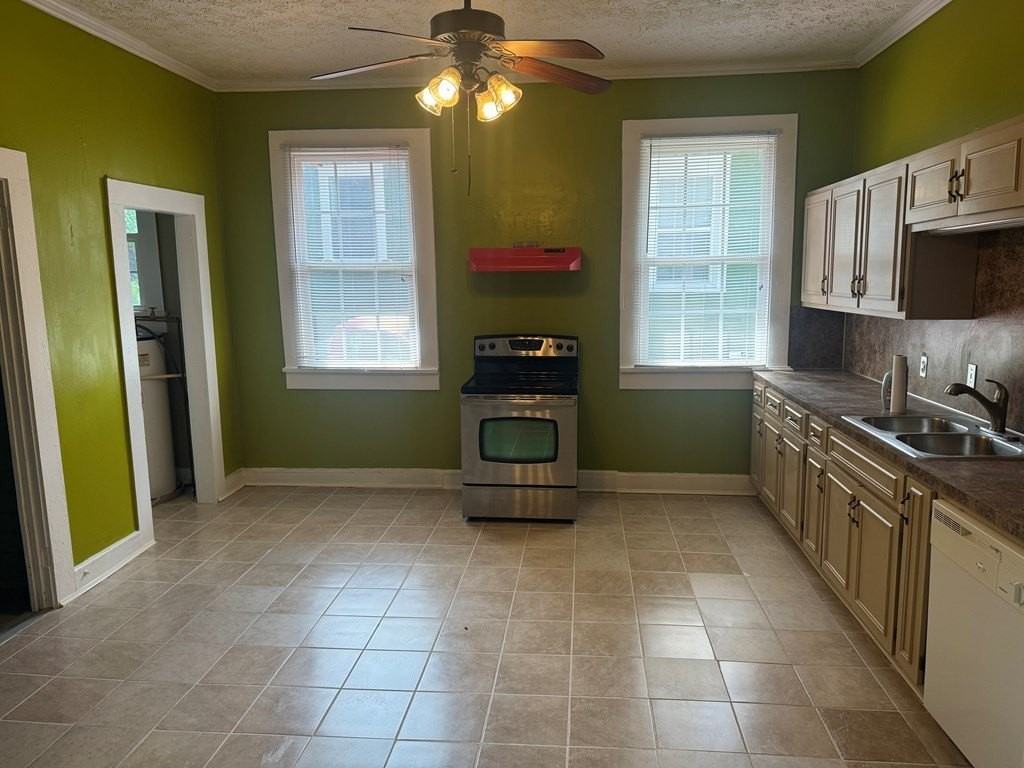 5 Magnolia Street - Photo 4 of 14