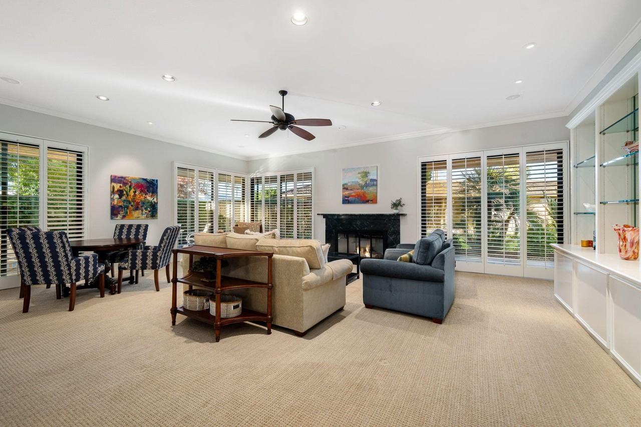 6 Oxford Court - Photo 3 of 42