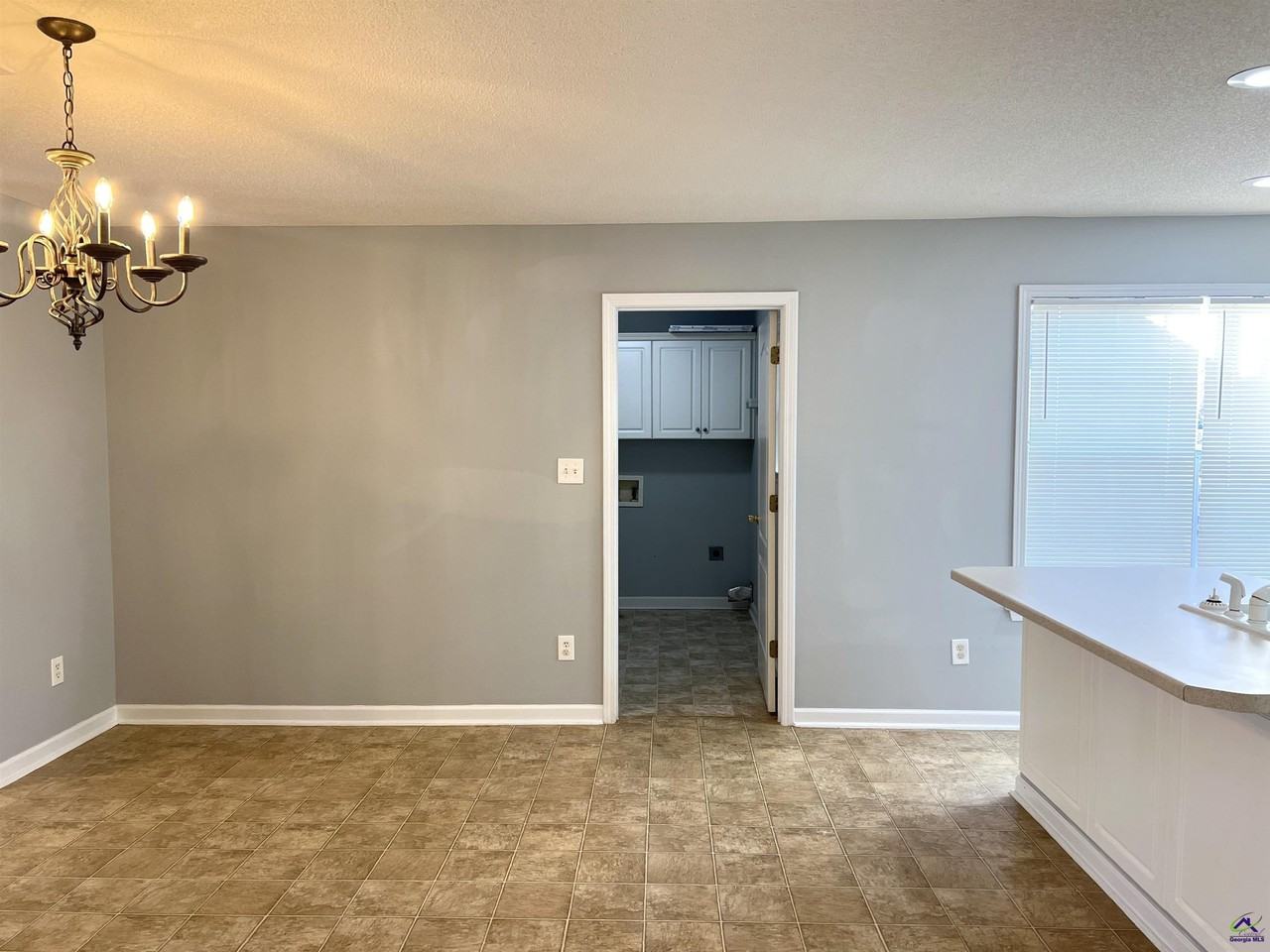 126 Cedarland Drive - Photo 7 of 33