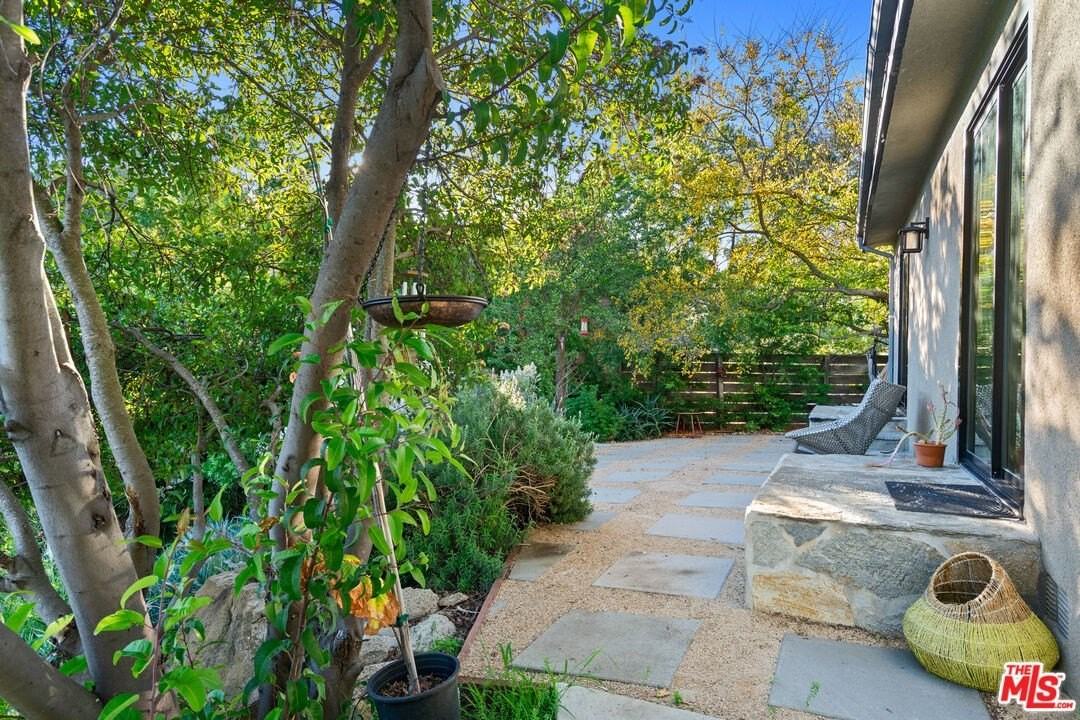 20784 Medley Lane - Photo 3 of 34