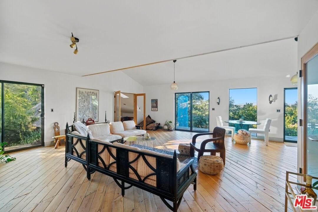 20784 Medley Lane - Photo 6 of 34