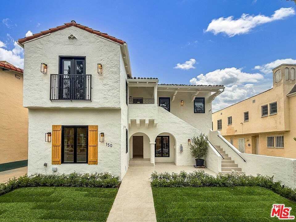 150 North Arnaz Drive #C