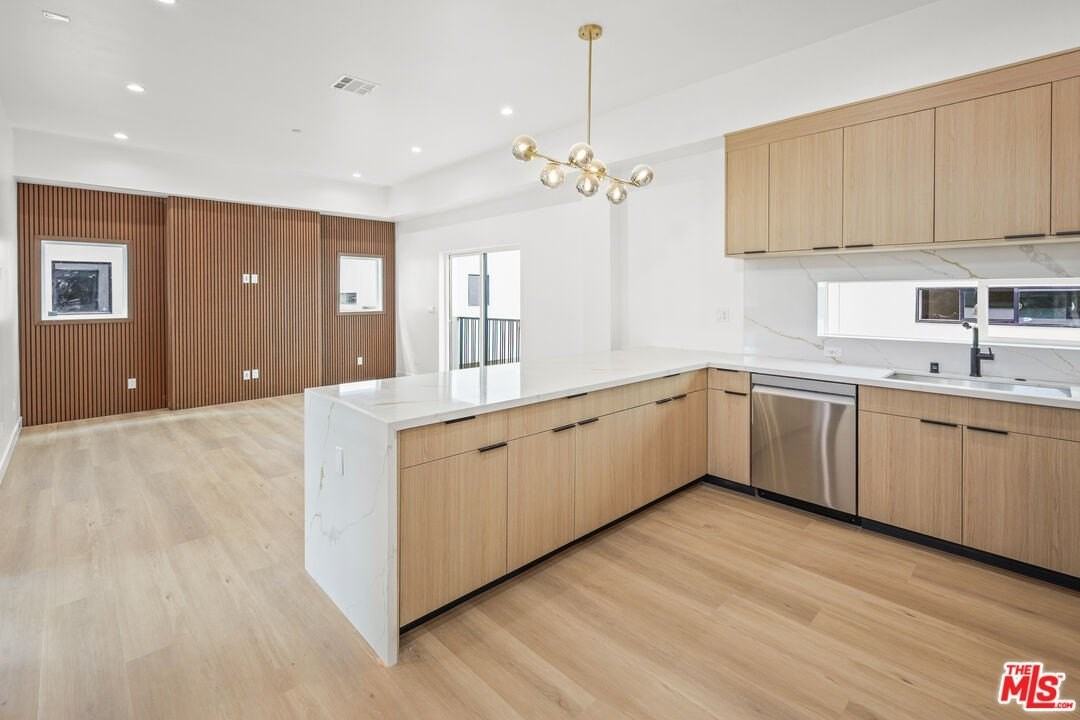 11012 Hortense St Unit A #A