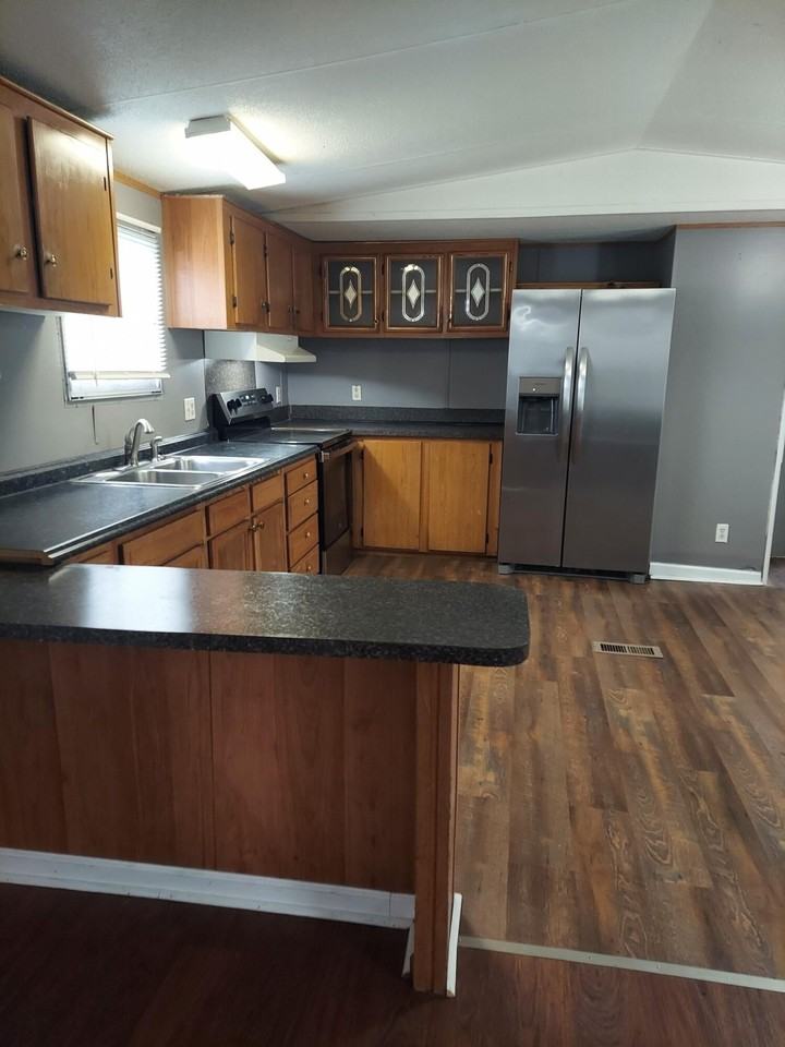 2221 Rifle Range Road - Photo 3 of 12