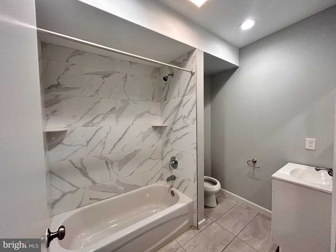 401 W Norris St Apt 3 - Photo 3 of 8