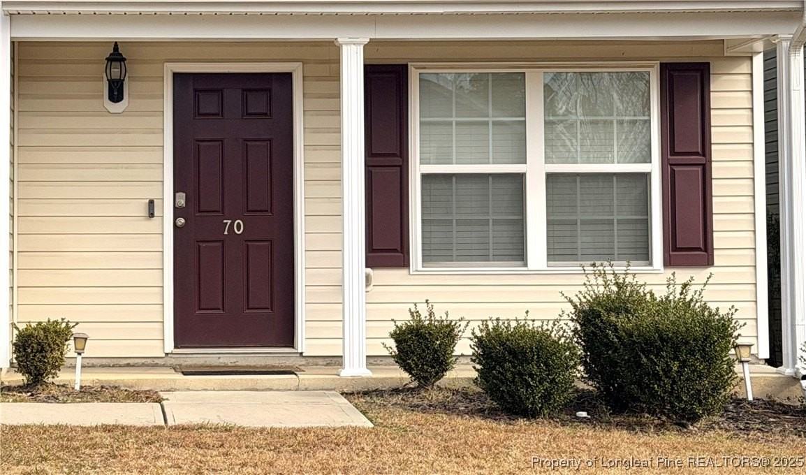 70 Hallow Oak Street - Photo 2 of 19