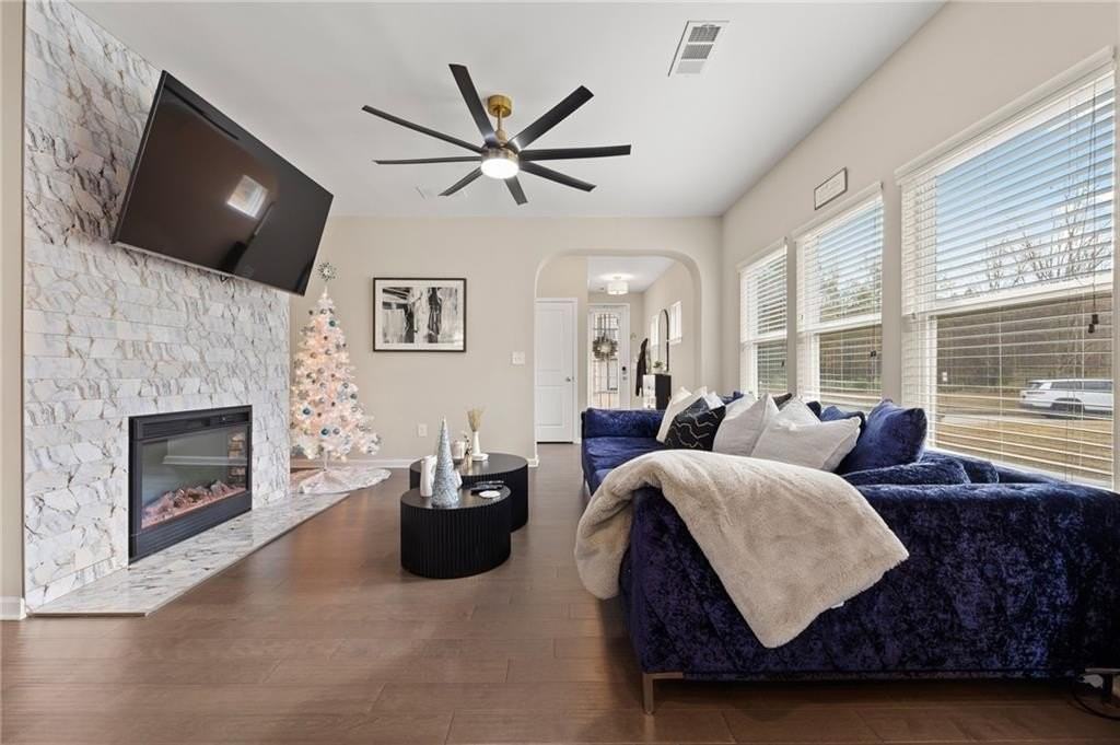 5011 Longview Walk - Photo 7 of 26